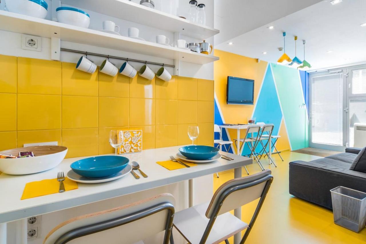 Modern Four Bedroom Apartment In Palace District Budapest Exterior foto
