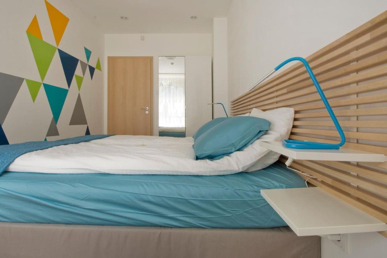 Modern Four Bedroom Apartment In Palace District Budapest Exterior foto