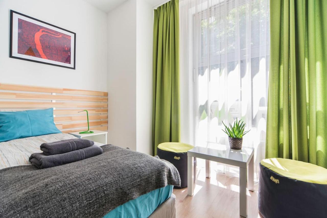 Modern Four Bedroom Apartment In Palace District Budapest Exterior foto