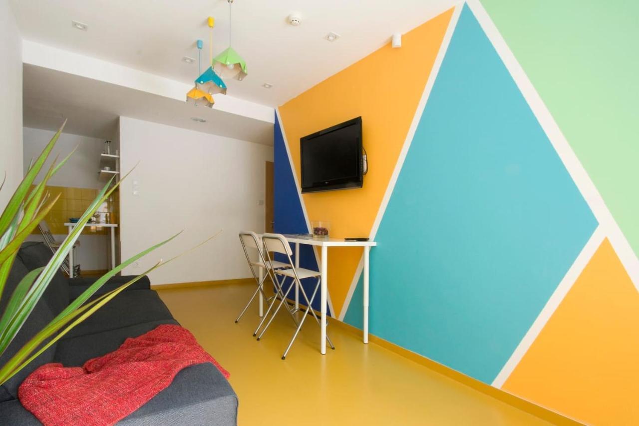 Modern Four Bedroom Apartment In Palace District Budapest Exterior foto