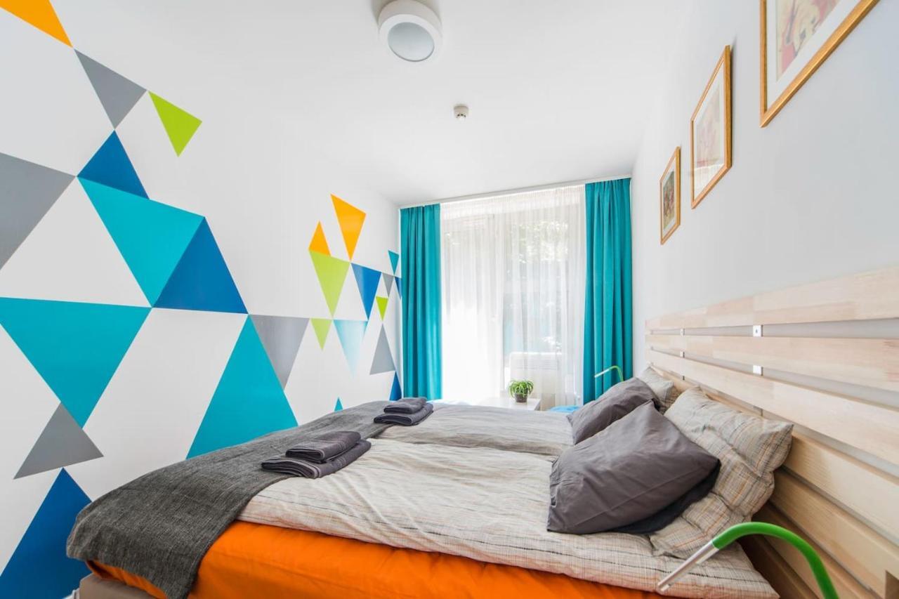 Modern Four Bedroom Apartment In Palace District Budapest Exterior foto