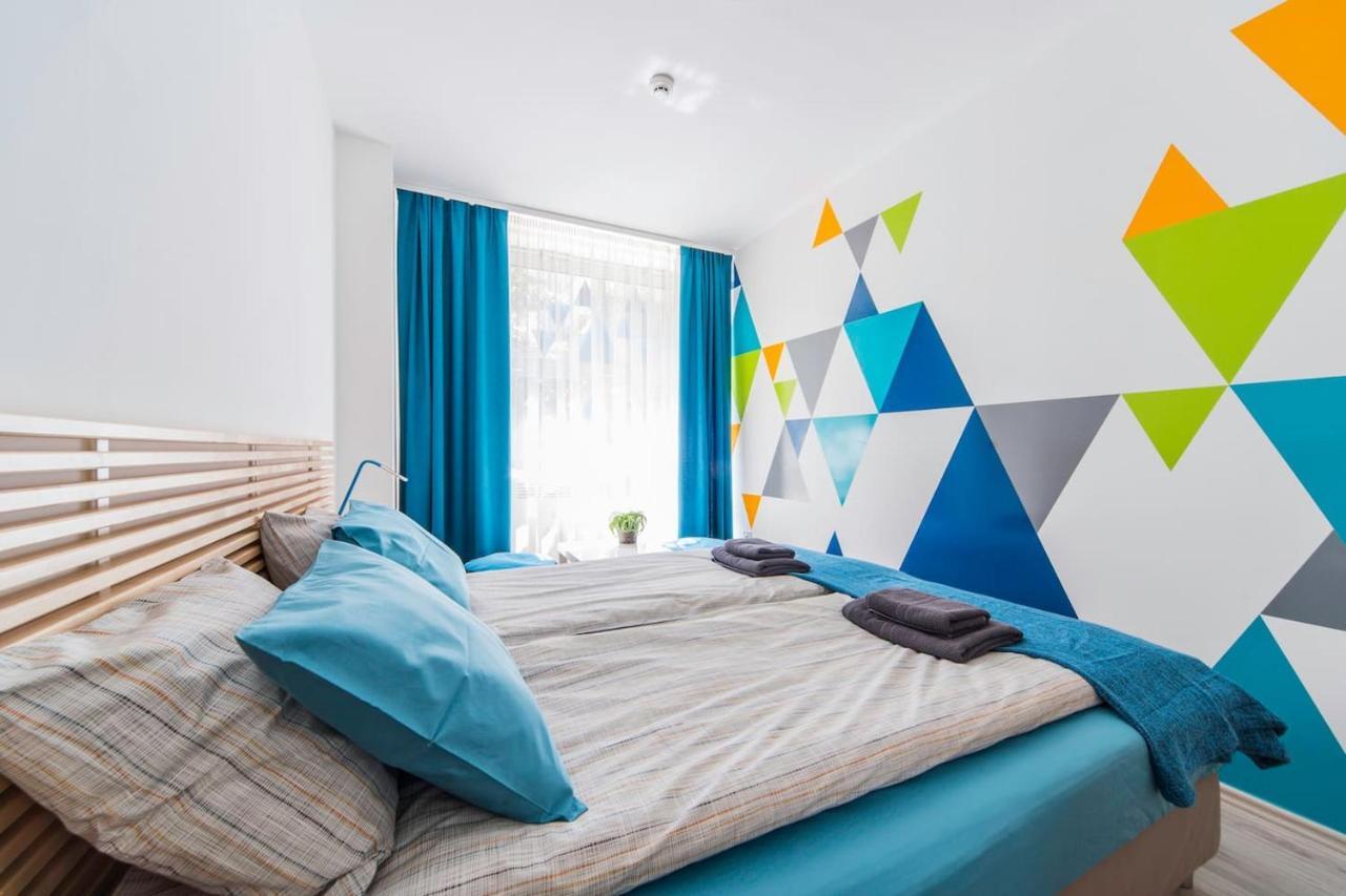 Modern Four Bedroom Apartment In Palace District Budapest Exterior foto